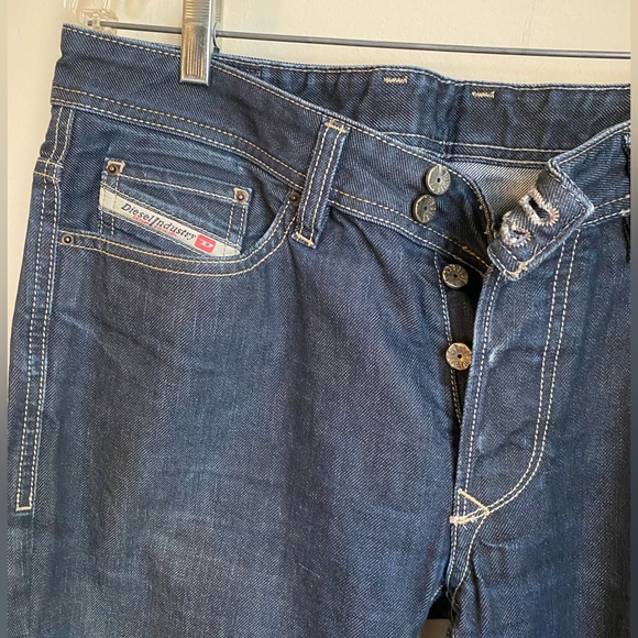 Diesel Viker-R-Box Size 32 - Picture 2 of 15